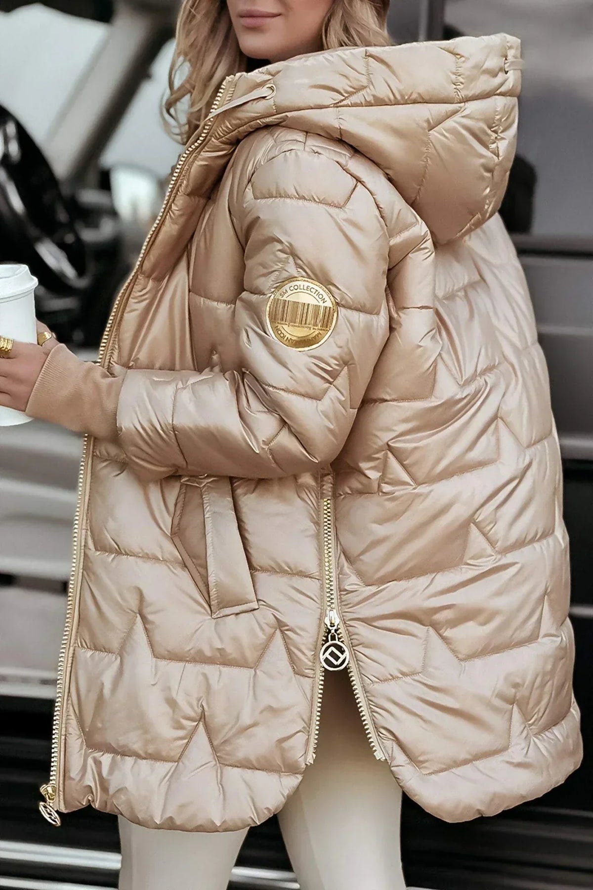 Wilma – Elegant Winter Coat with Hood and Padding